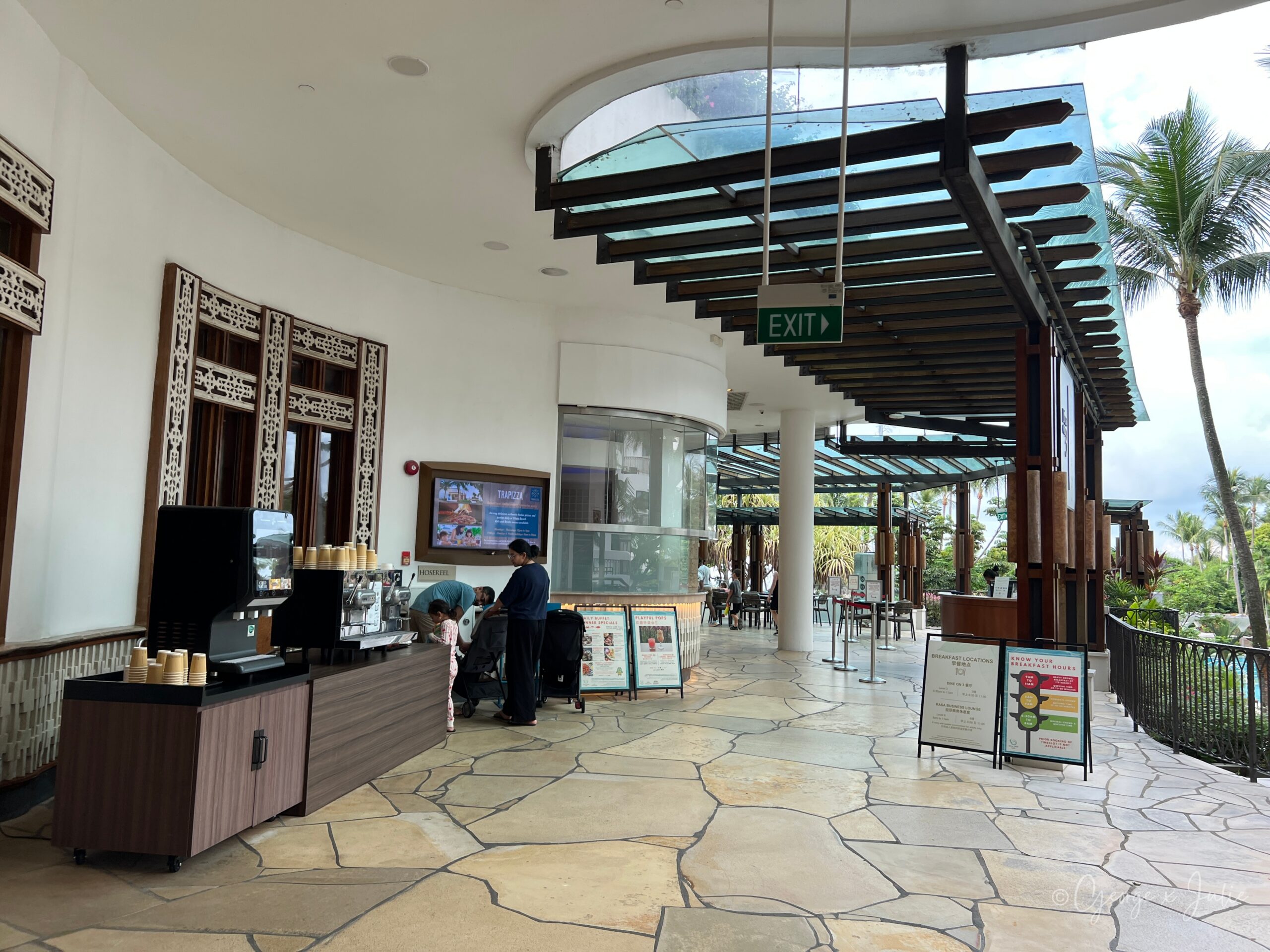 早餐餐廳高規格 Nespresso 機