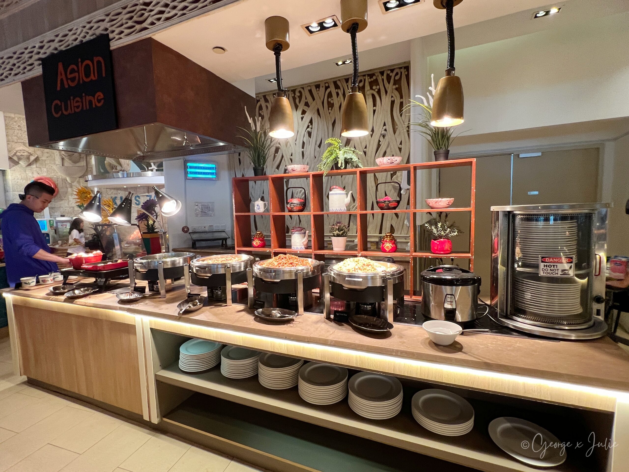 Asian Cuisine 自助料理區