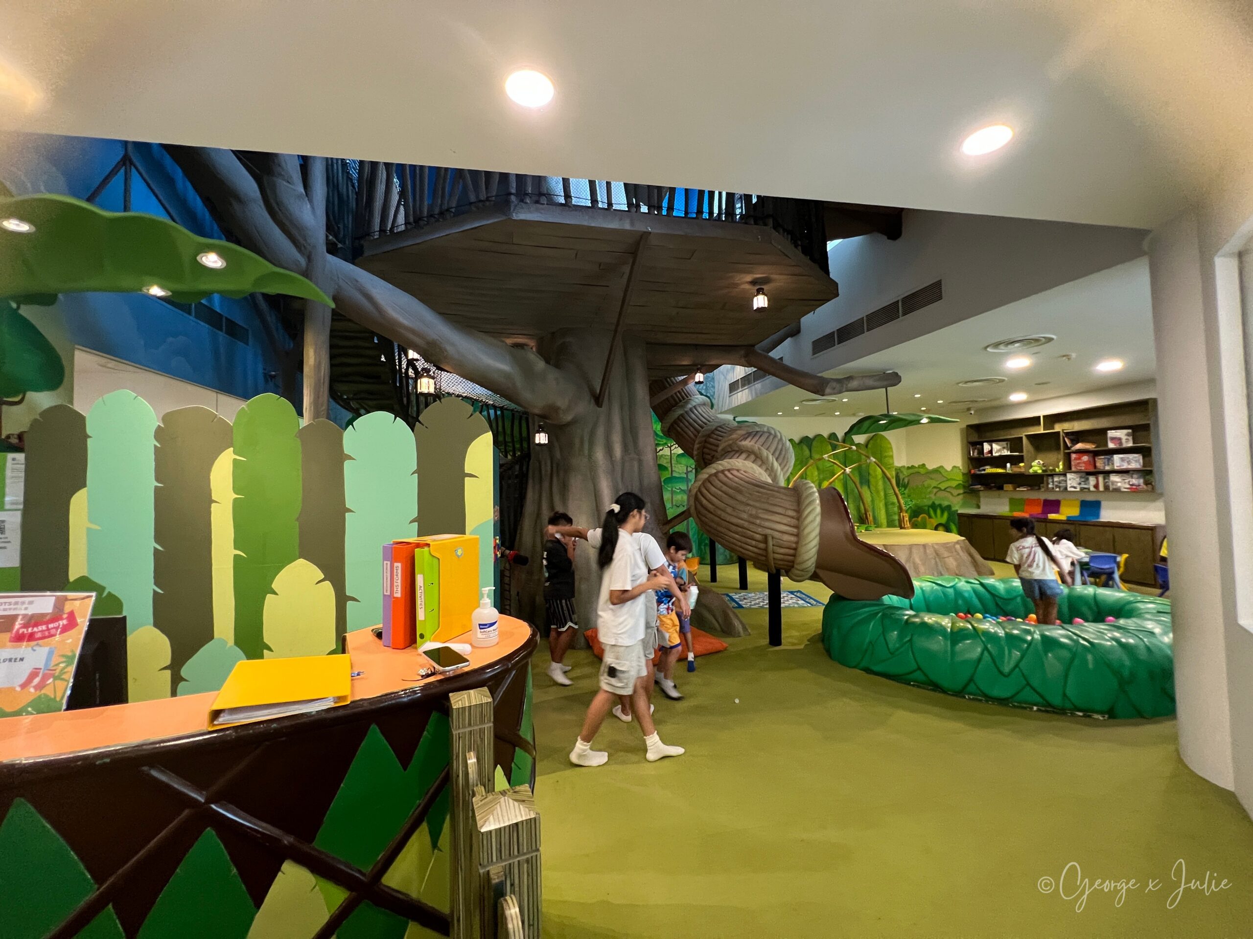 Cool Zone 巨型樹屋溜滑梯