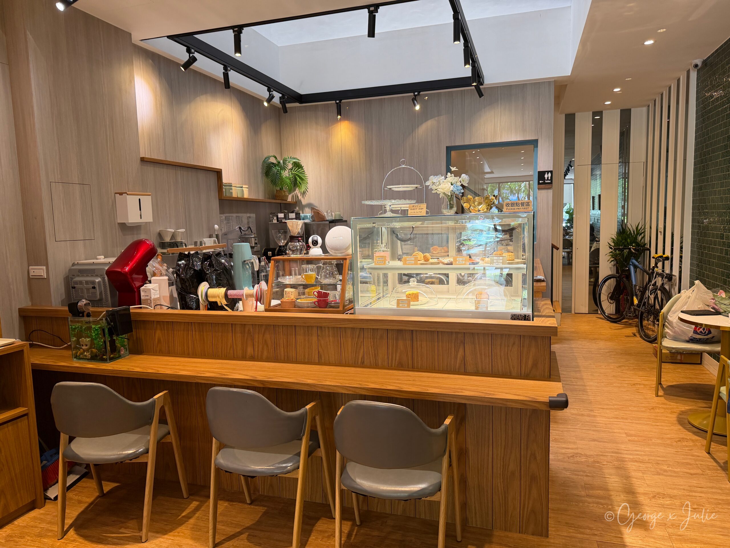 VegBite cafe 薇麥蔬食咖啡 中壢蔬食咖啡廳 吧台與手沖咖啡器具