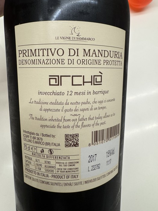 Archè Primitivo di Manduria 背標成分與陳放資訊